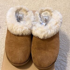 UGG Tan Slippers with White Fur